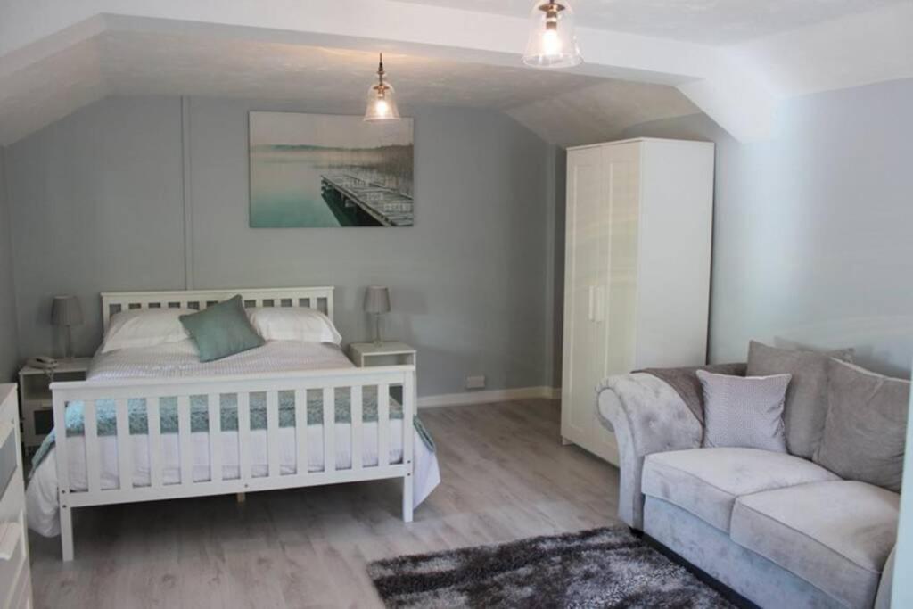 Apartamento The Little Acorn Lydney Exterior foto